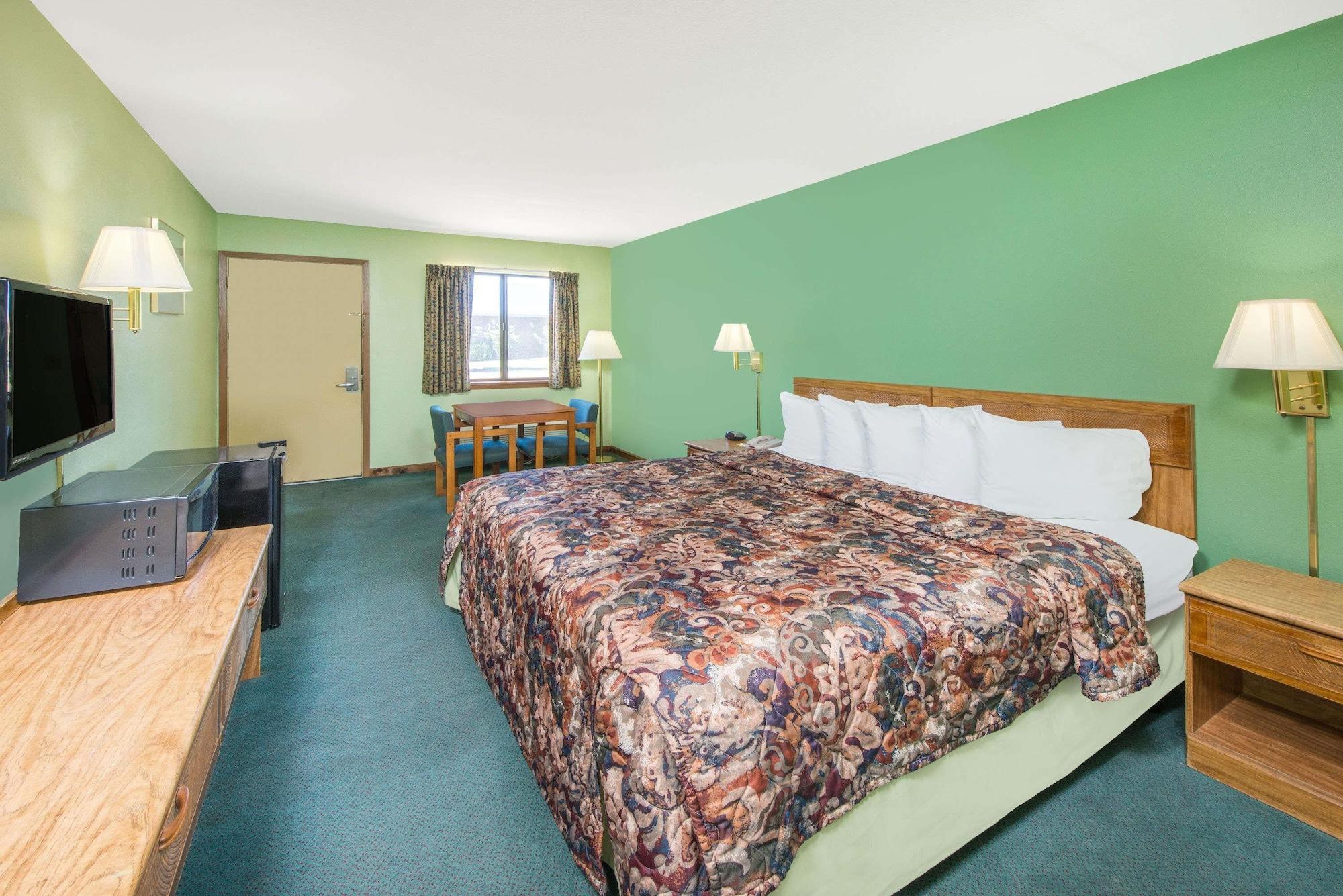 Days Inn By Wyndham Mountain Grove Exterior photo