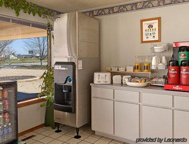 Days Inn By Wyndham Mountain Grove Restaurant photo
